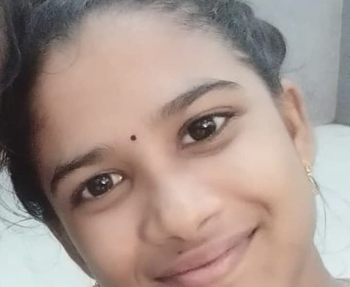 విశాఖలోని ప్రైవేట్ పాఠశాలలో విషాద ఘటన - Udayam
