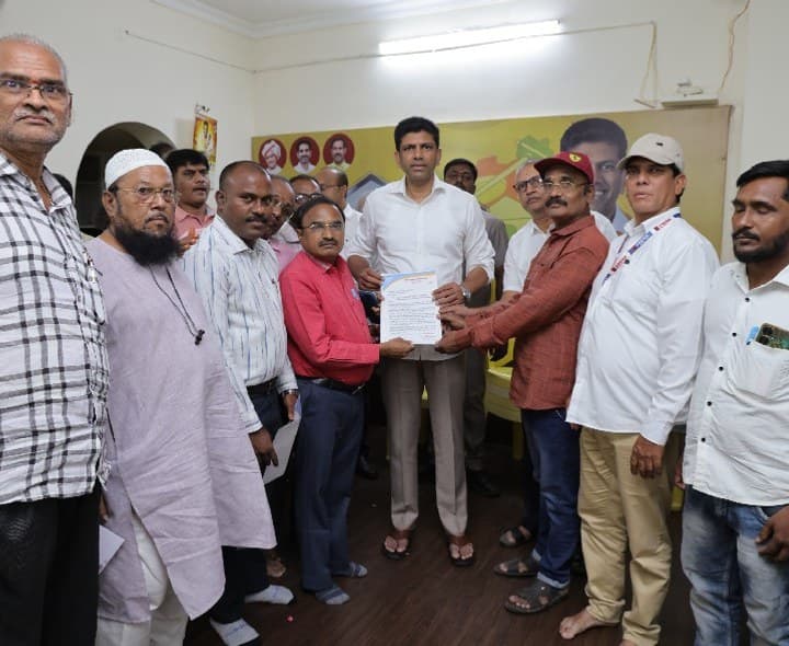 జర్నలిస్టుల రైల్వే పాస్‌ల పునరుద్ధరణకు కృషి చేస్తా