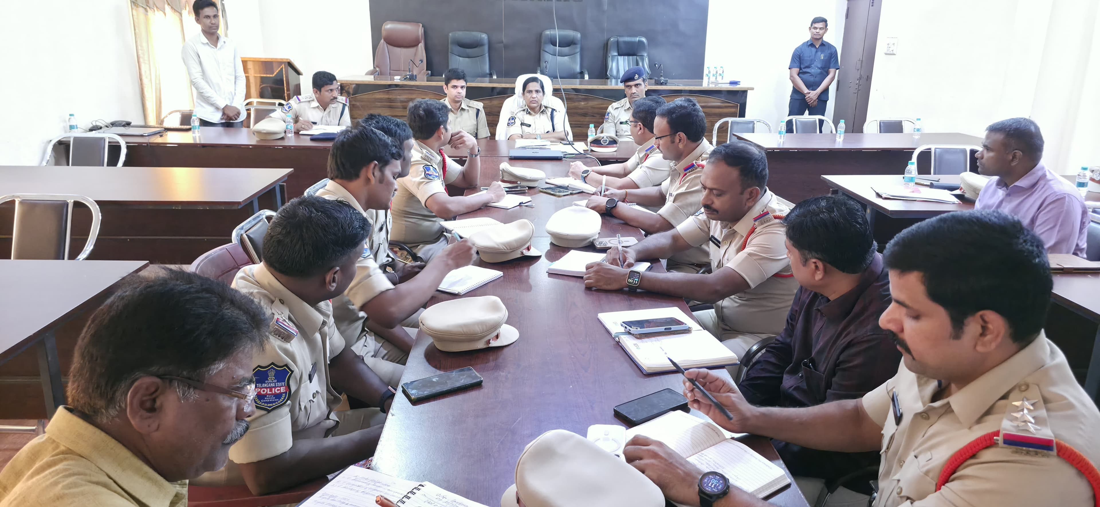 గోదావరి పుష్కరాలకు పకడ్బందీ భద్రతా ఏర్పాట్లు చేయాలి