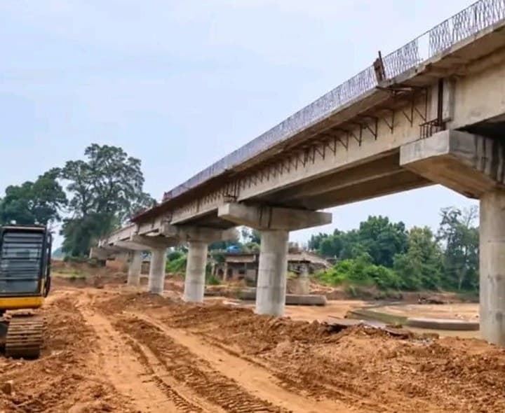శరవేగంగా కొండాయిబ్రిడ్జి నిర్మాణ పనులు - Udayam
