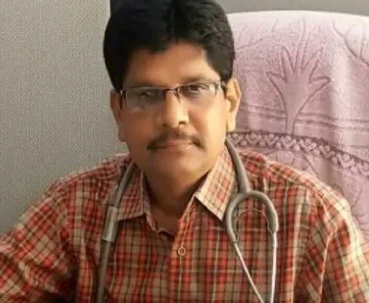 ఇండియన్ మెడికల్ అసోసియేషన్ నిర్మల్ శాఖ అధ్యక్షునిగా డాక్టర్ గడపాలే రమేష్ - Udayam