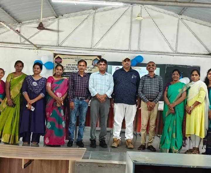 భౌతికశాస్త్రంతో ఎలక్ట్రానిక్ ఉత్పత్తుల తయారీపై విద్యార్థులకు వర్క్‌షాప్ - Udayam