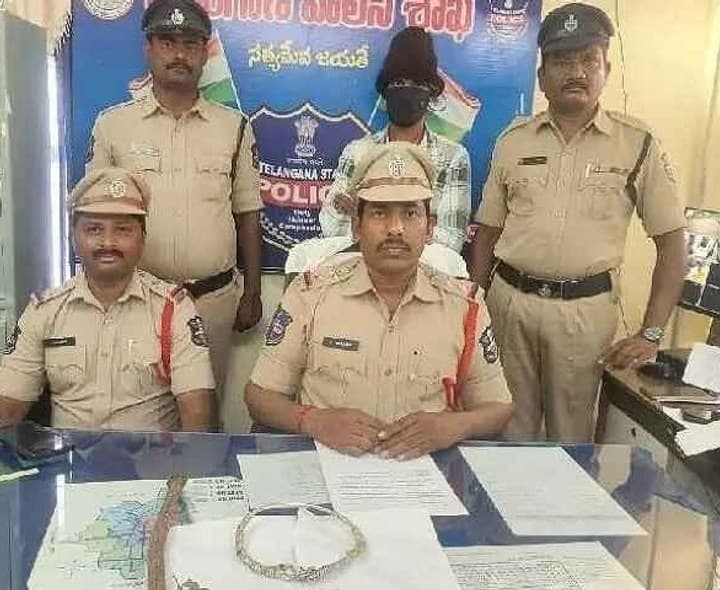 ఆలయాల్లో చోరీ చేసిన వ్యక్తి అరెస్ట్
