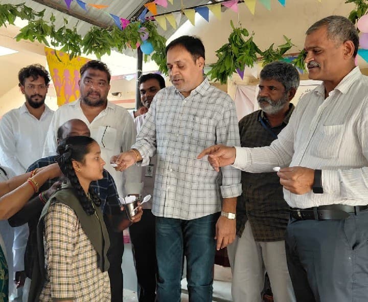 జాతీయ నులిపురుగుల నివారణ దినోత్సవం - Udayam