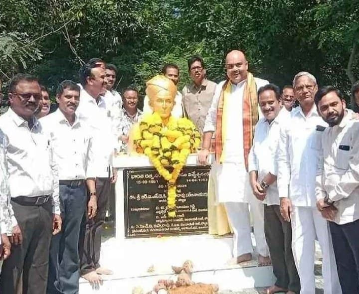 మోక్షగుండం విశ్వేశ్వరయ్య విగ్రహాన్ని ఆవిష్కరించిన MLA - Udayam