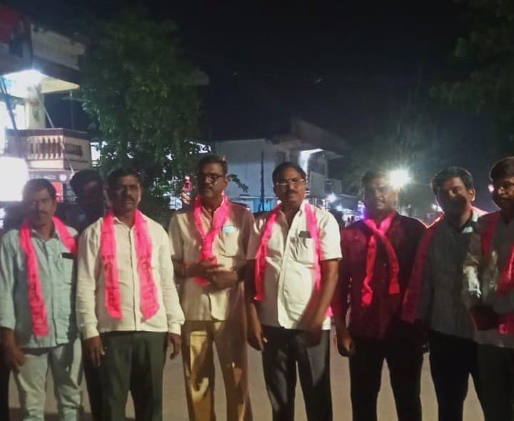 అమరచింతలో బీఆర్ఎస్ సంబరాలు - Udayam