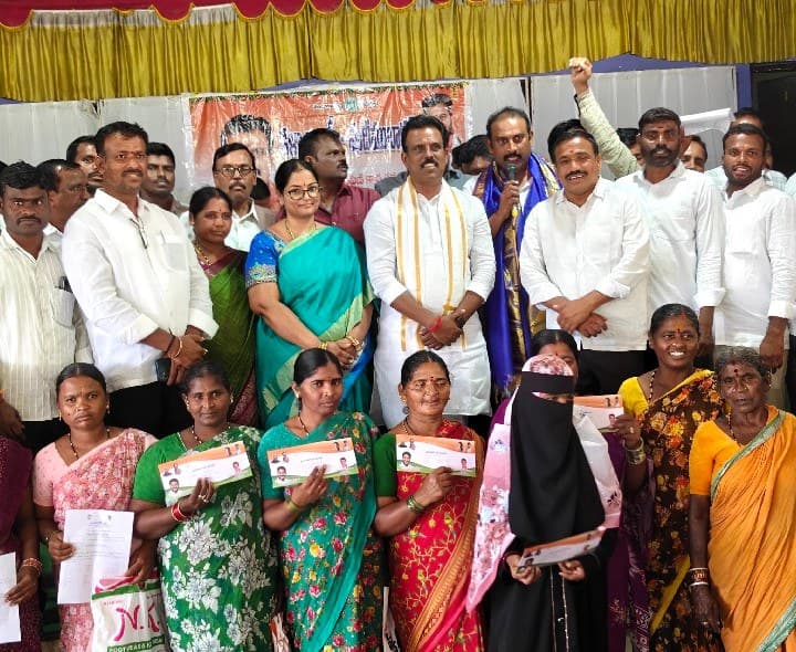 ప్రజా పాలనతో సమాధానం చెబుతున్నాం: ఎమ్మెల్యే - Udayam