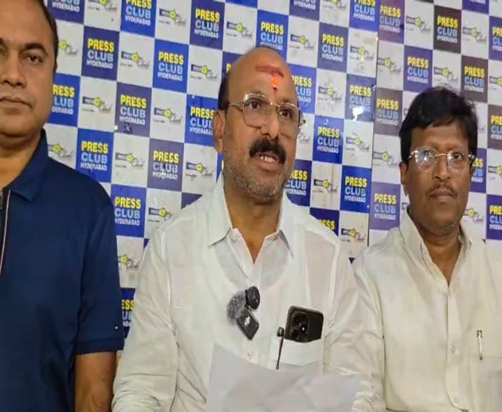 మంత్రి హామీతో రైస్ మిల్లర్ల సమ్మె విరమణ - Udayam