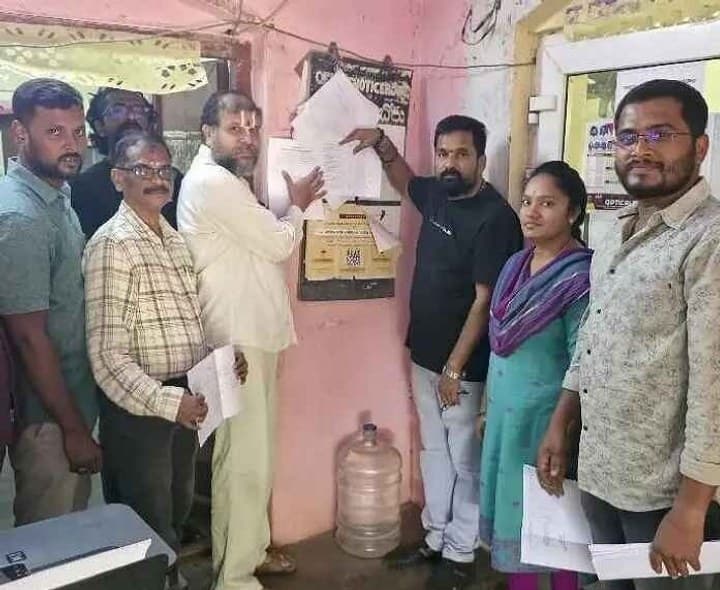 పోలింగ్ స్టేషన్ల తుది జాబితా సిద్దం - కమీషనర్ - Udayam