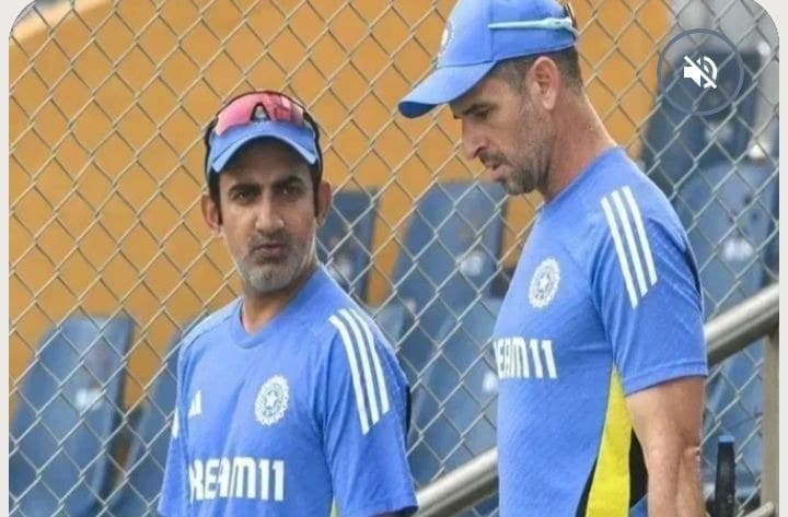 టీమిండియా కోచ్ రాజీనామా