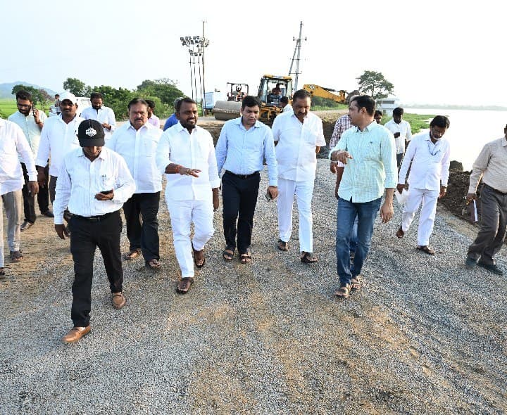 కరీంనగర్‌లో గణేష్ నిమజ్జన ఏర్పాట్ల పరిశీలన - Udayam
