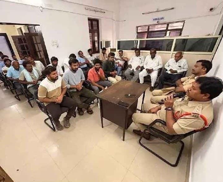 ఉత్సవాలను ప్రశాంతంగా నిర్వహించాలి - Udayam