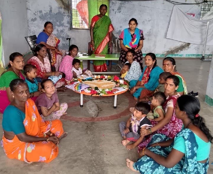 అంగన్వాడి కేంద్రంలో తల్లిపాల వారోత్సవ కార్యక్రమం