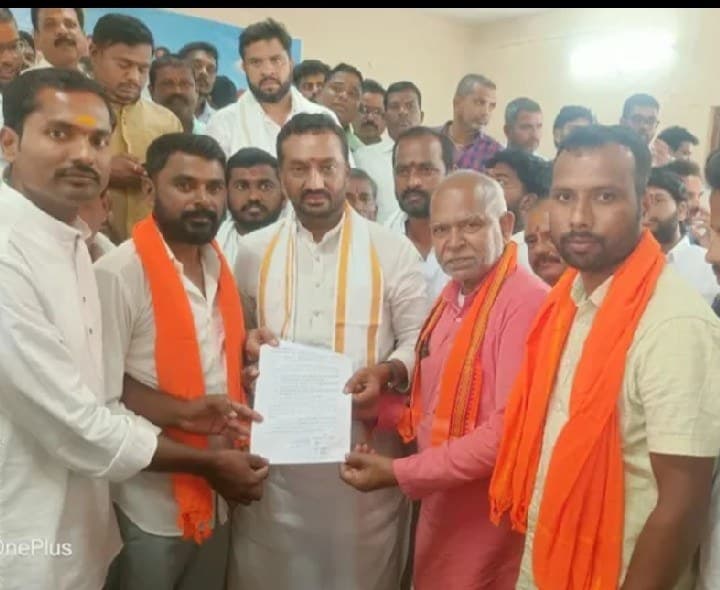 పాములపర్తికి పీహెచ్‌సీ ఏర్పాటు చేయాలి