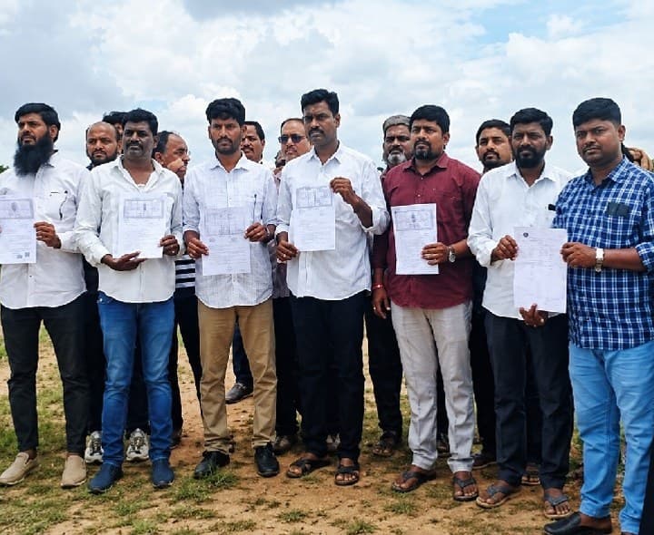 భూత్పూర్ ఫ్యూచర్ సిటీ బాధితులకు న్యాయం చేయాలి