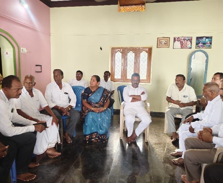 మృతుల కుటుంబాలను పరామర్శించిన ఎమ్మెల్యే - Udayam