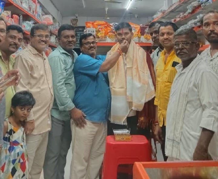 మద్నూర్ విద్యార్థికి ఎంబీబీఎస్ సీటు - Udayam