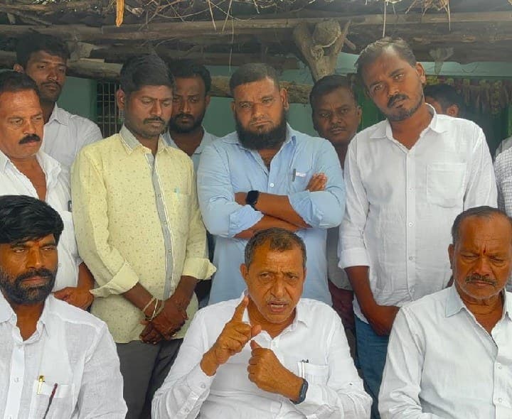 దమ్మన్నపేటలో కాంగ్రెస్ ప్రెస్ మీట్ - Udayam