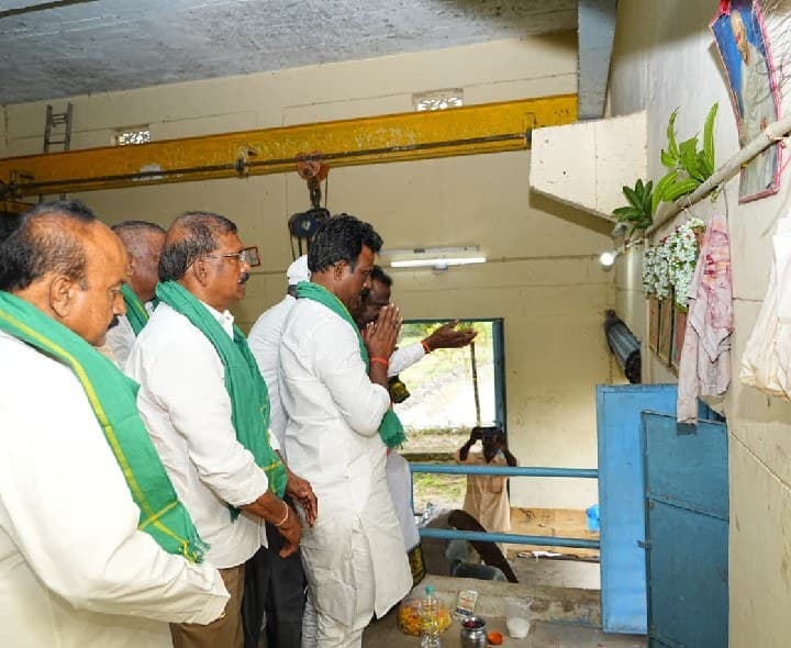 బీఆర్ఎస్ పార్టీ నేతలు విహారయాత్రలు చేశారు: ఎమ్మెల్యే - Udayam Digital