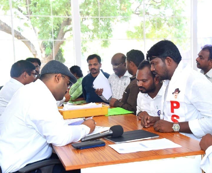 బీసీ వెల్ఫేర్ హాస్టల్ ఫిర్యాదులపై నిష్పక్షపాత విచారణకు డిమాండ్ - Udayam
