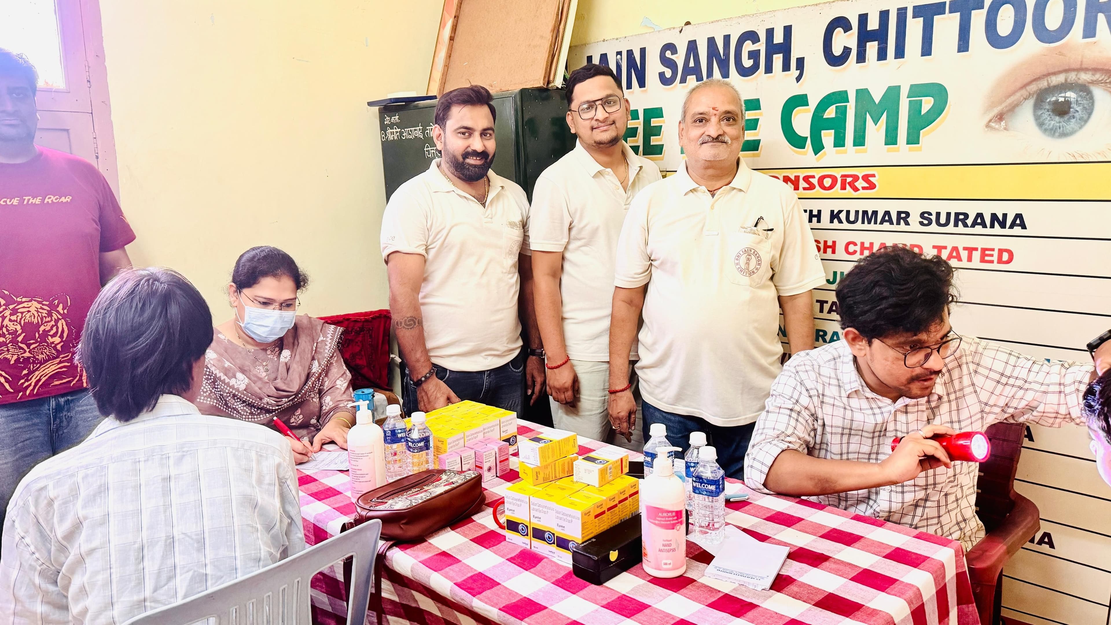 ఉచిత కంటి వైద్య శిబిరానికి విశేష స్పందన