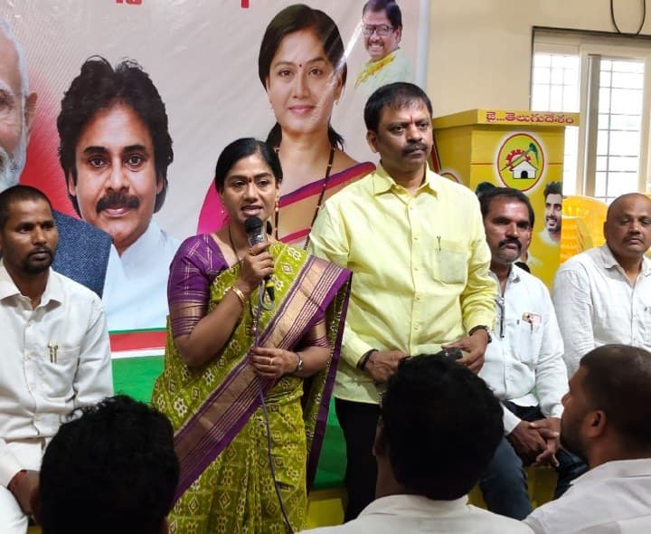 నాయకులు సమన్వయంతో పని చేయాలి