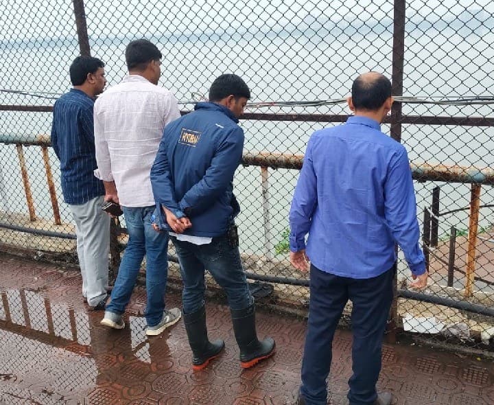 వరద నీరు నిలవకుండా హైడ్రా చర్యలు - Udayam