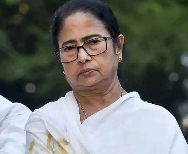 శాసించిన చోటే నిస్సహాయత...మమత