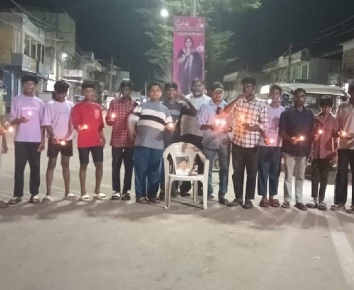భగత్‌సింగ్‌ ఆశయాలను కొనసాగించాలి - Udayam