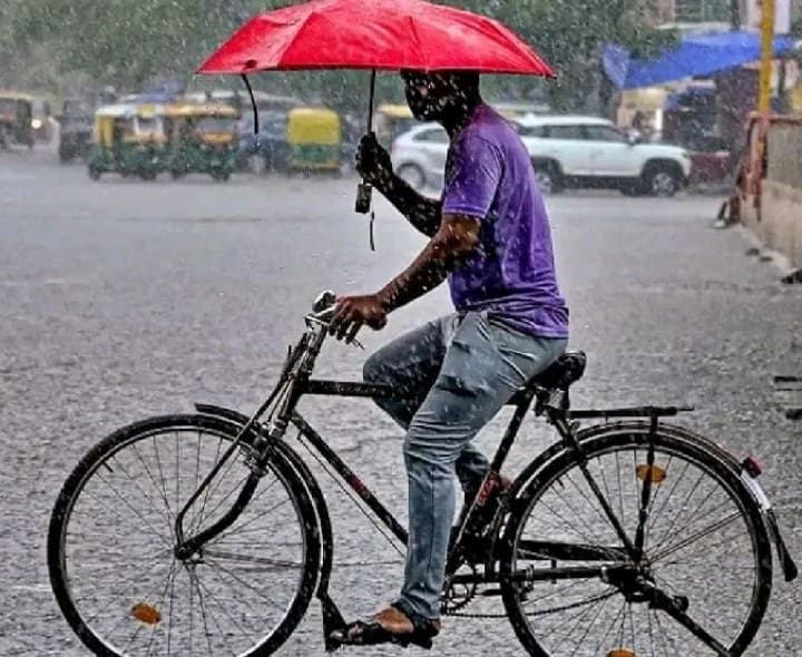 భారీ వర్షాలు.. కంట్రోల్ రూమ్ నంబర్లు ఇవే - Udayam