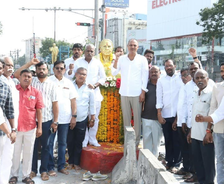 ECILలో చిట్యాల ఐలమ్మకు ఘనంగా నివాళులు అర్పించిన బండారి లక్ష్మారెడ్డి - Udayam