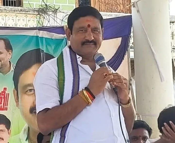 బడ్డుకొండ వాట్ నెక్ట్స్ - Udayam