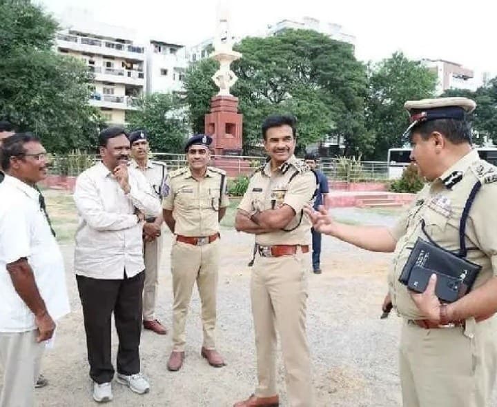గోషామహల్ స్టేడియంలో డీజీపీ పరిశీలన