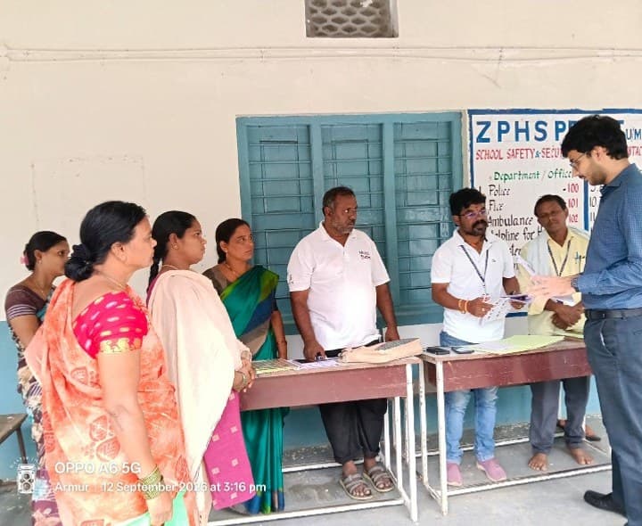 పెర్కిట్‌లో SIR ప్రత్యేక శిబిరాన్ని పరిశీలించిన సబ్ కలెక్టర్ - Udayam