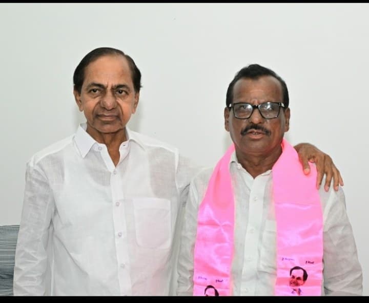 చట్టాన్ని గౌరవించాలి: మహ్మద్ సాధిఖ్ - Udayam
