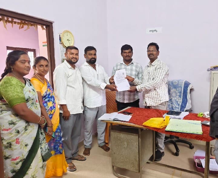 మరియా తండాలో కొనసాగుతున్న ఓటర్ జాబితా సవరణ ప్రక్రియ - Udayam