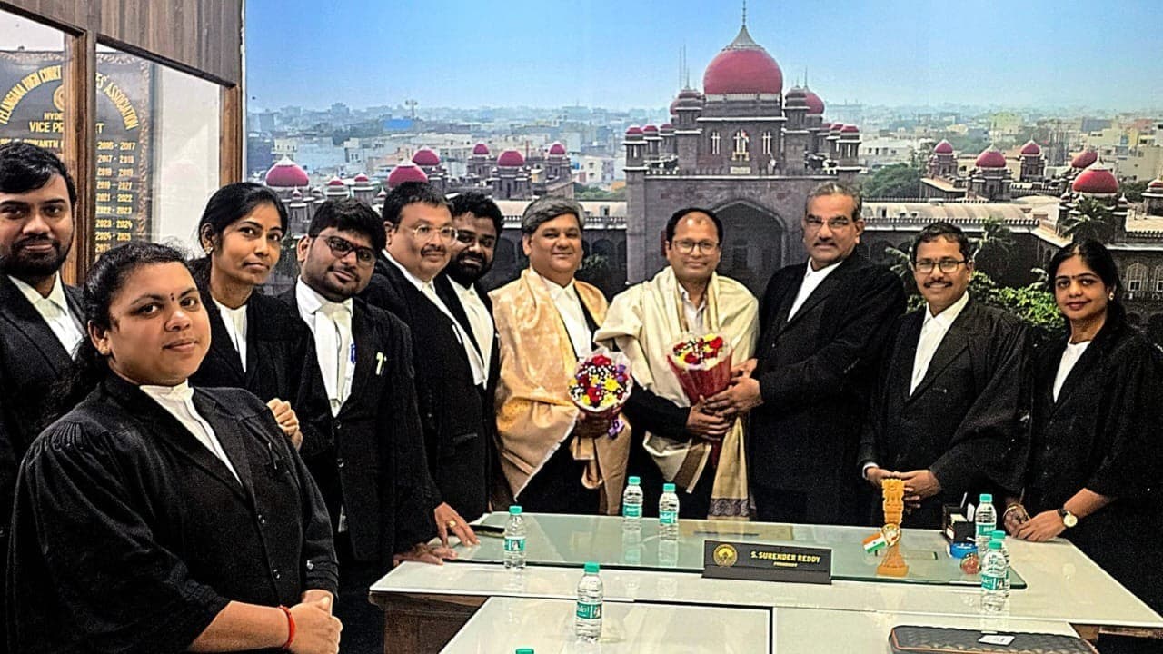 సుప్రీంకోర్టు న్యాయవాదులకు తెలంగాణ హైకోర్టు న్యాయవాదుల సంఘం సన్మానం