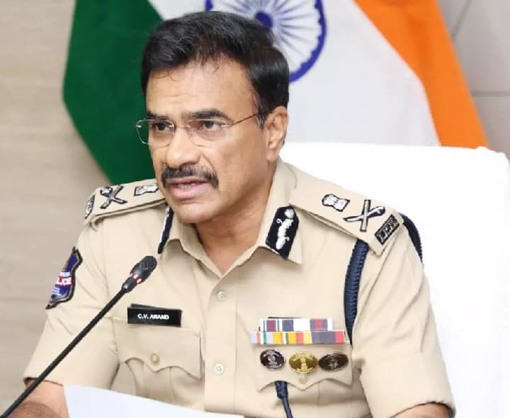 హిజ్రాల బలవంతపు వసూళ్ల పై DGP ట్వీట్ - Udayam