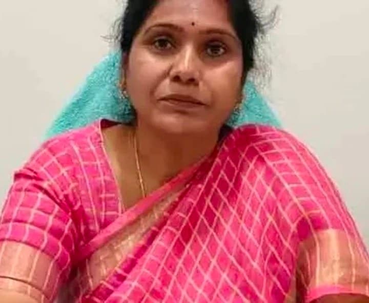 పాఠశాలల్లో ఉద్యోగాలు.. రూ.16,500 వేతనం - Udayam