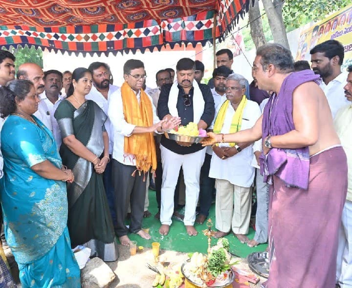 ఆటిజం కేంద్రం భవనానికి భూమిపూజ - Udayam