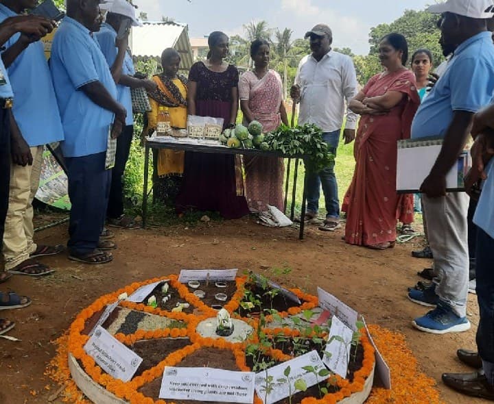 పశ్చిమ బెంగాల్‌ రైతులకు ప్రకృతి వ్యవసాయంపై క్షేత్రస్థాయి అవగాహన - Udayam