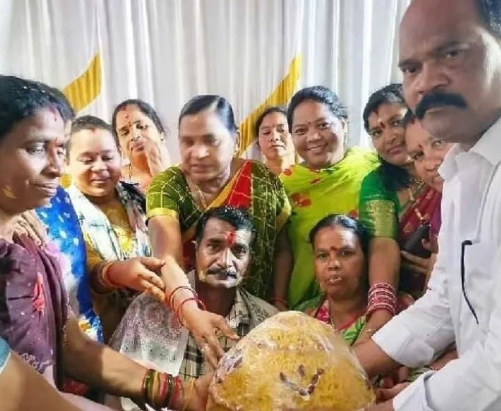 సిద్ధి వినాయక స్వామి లడ్డూ వేలం - Udayam