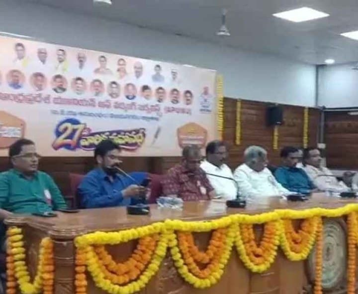 జర్నలిస్టుల హక్కుల కోసం నిరంతర పోరాటం