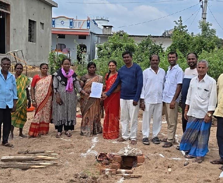 ఇందిరమ్మ ఇల్లు పేదలకు వరం - Udayam