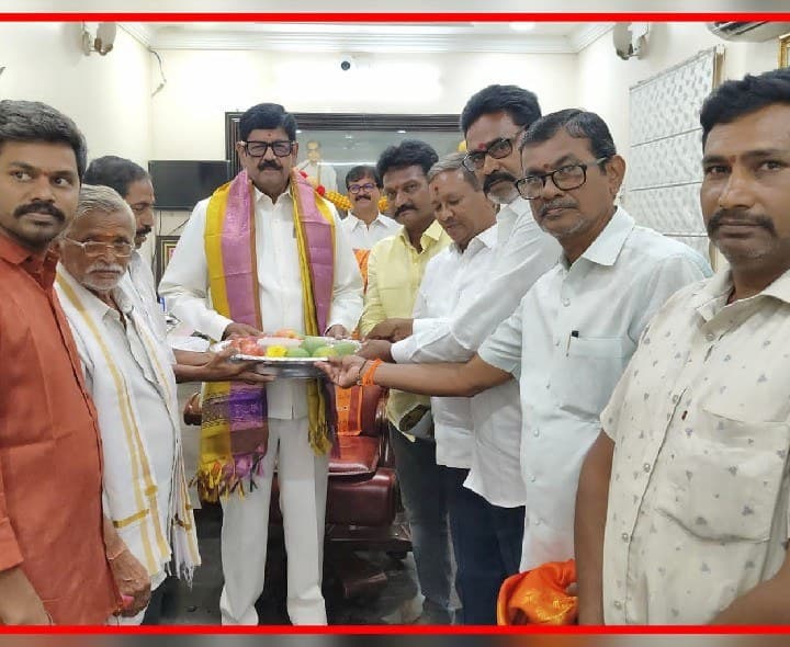 పోలేరమ్మ జాతరకు మంత్రికి ఆహ్వానం - Udayam