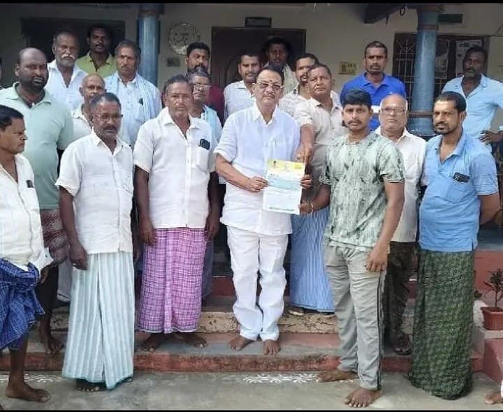 సీఎం సహాయ నిధి చెక్కు అందజేత - Udayam