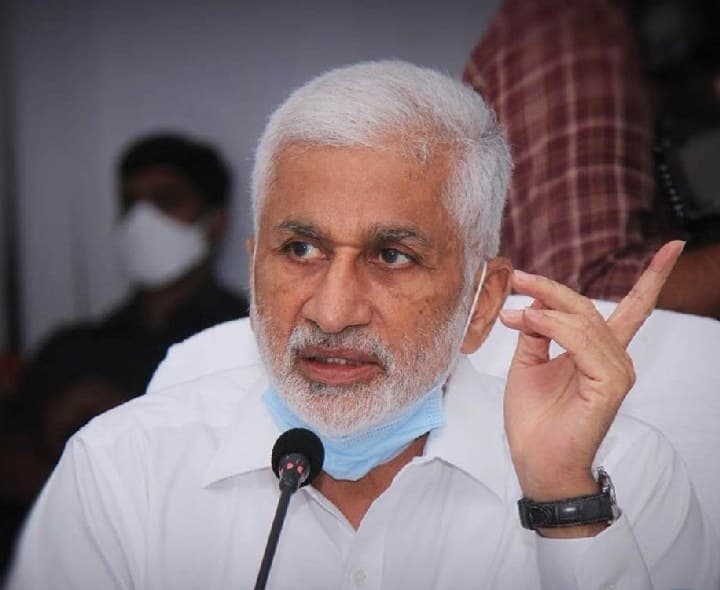 బొత్సపై విజయసాయిరెడ్డి ఫైర్ - Udayam