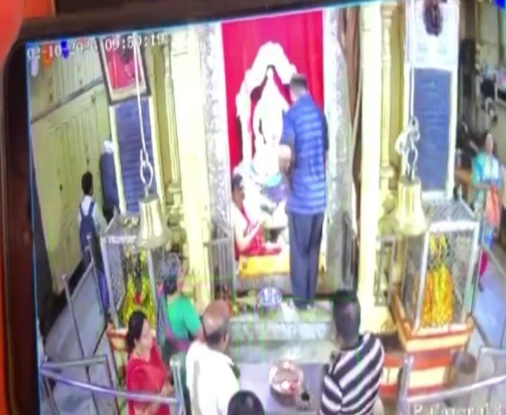అమ్మవారి విగ్రహంపై దాడికి యత్నం - Udayam