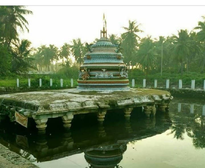 జలదిగ్బంధంలో నత్తా రామేశ్వరాలయం
