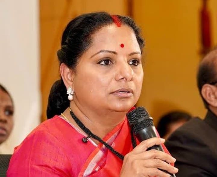 రిమ్స్ అగ్ని ప్రమాద బాధిత కుటుంబాలను పరామర్శించనున్న కవిత